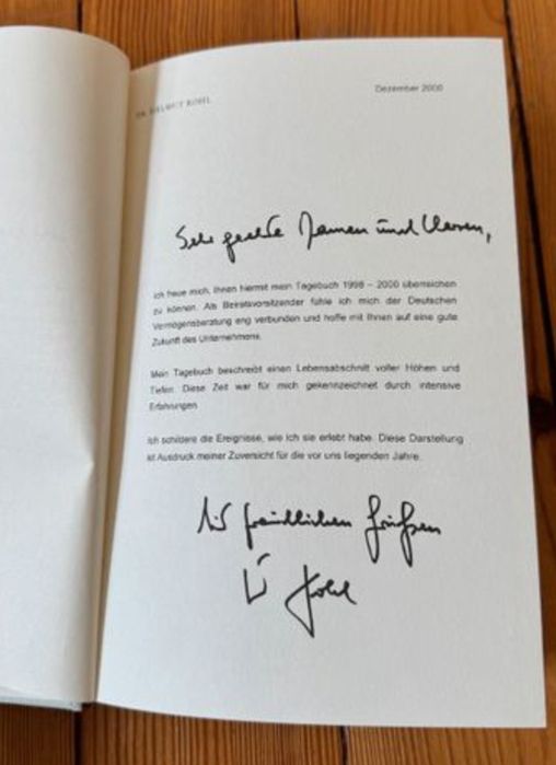 Vand Carte cu autograf / Cancelarul Germaniei , Excelenta SaHelmut Kohl– unic in Romania
