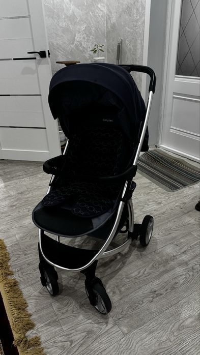 Продам коляску пргулочную, в хорошем состоянии.