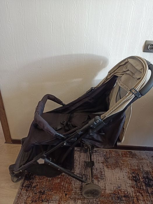 Продам детскую коляску