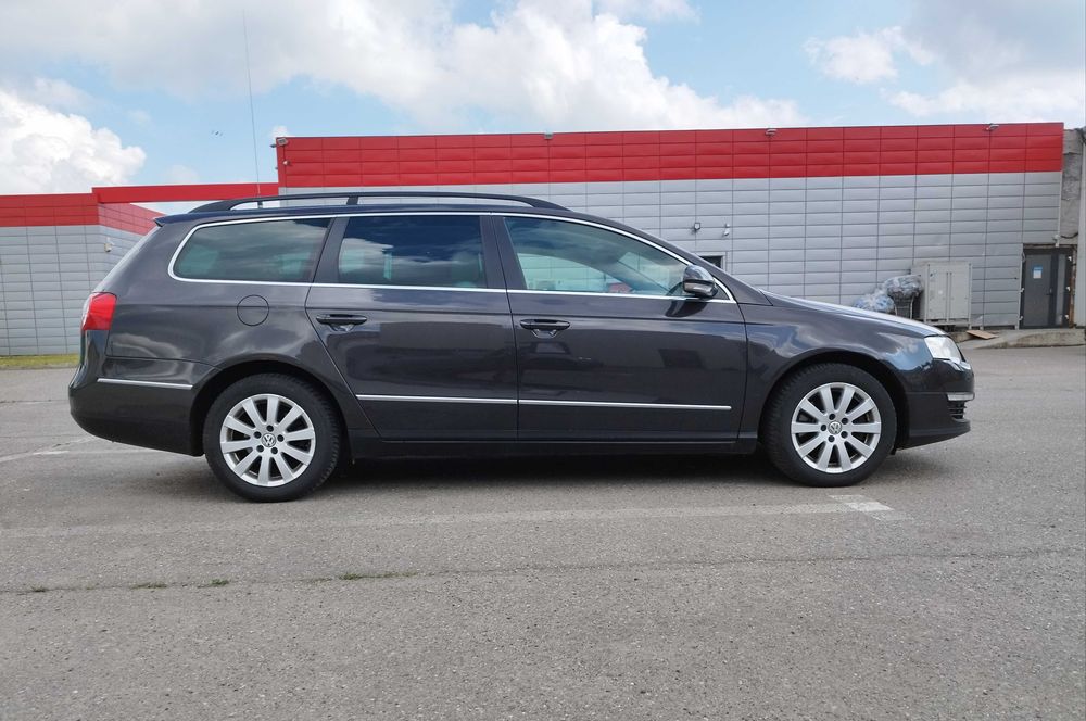 VW Passat b6 2.0 TDI 140 CP  199.00 km Reali Istoric km consum mic