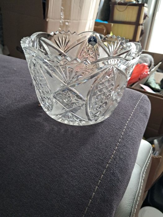 Продам хрустальные вазы и супницу сссср