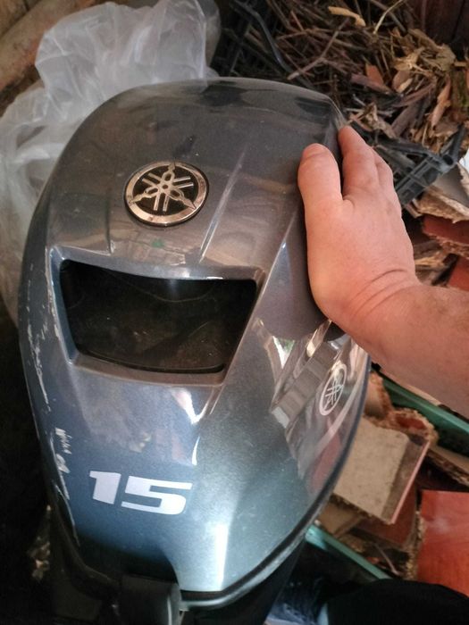 Barca cu motor...