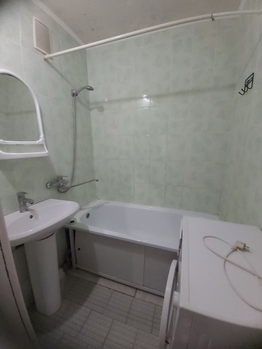 Сдаётся 2х ком.кв в мкр.Строитель