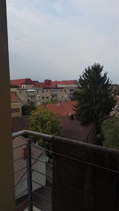 Inchiriere apartament 76 mp