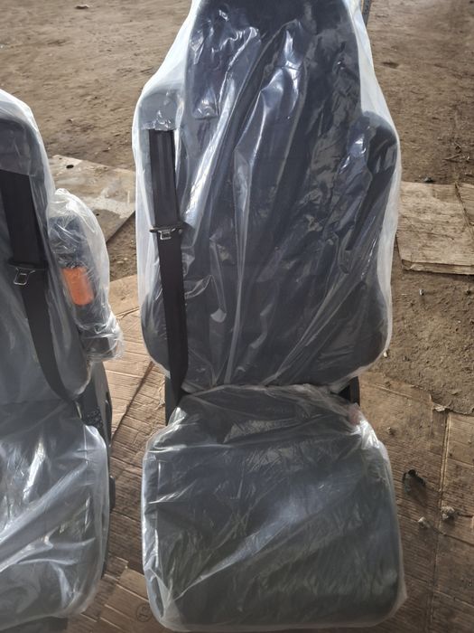 Продам  новые  сидения