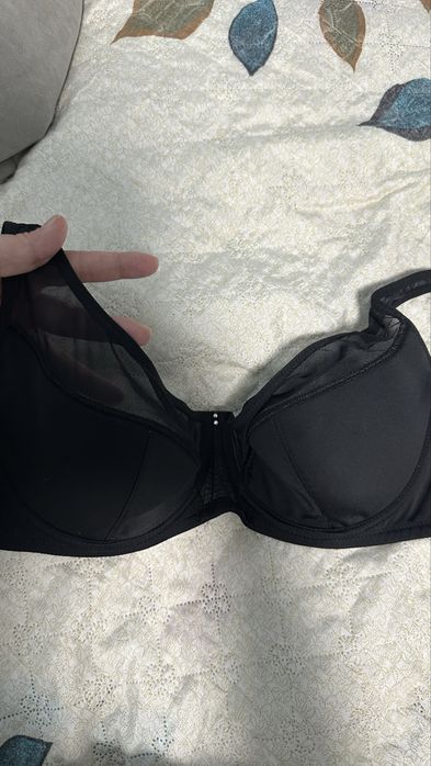 Лифчик бюстгальтер