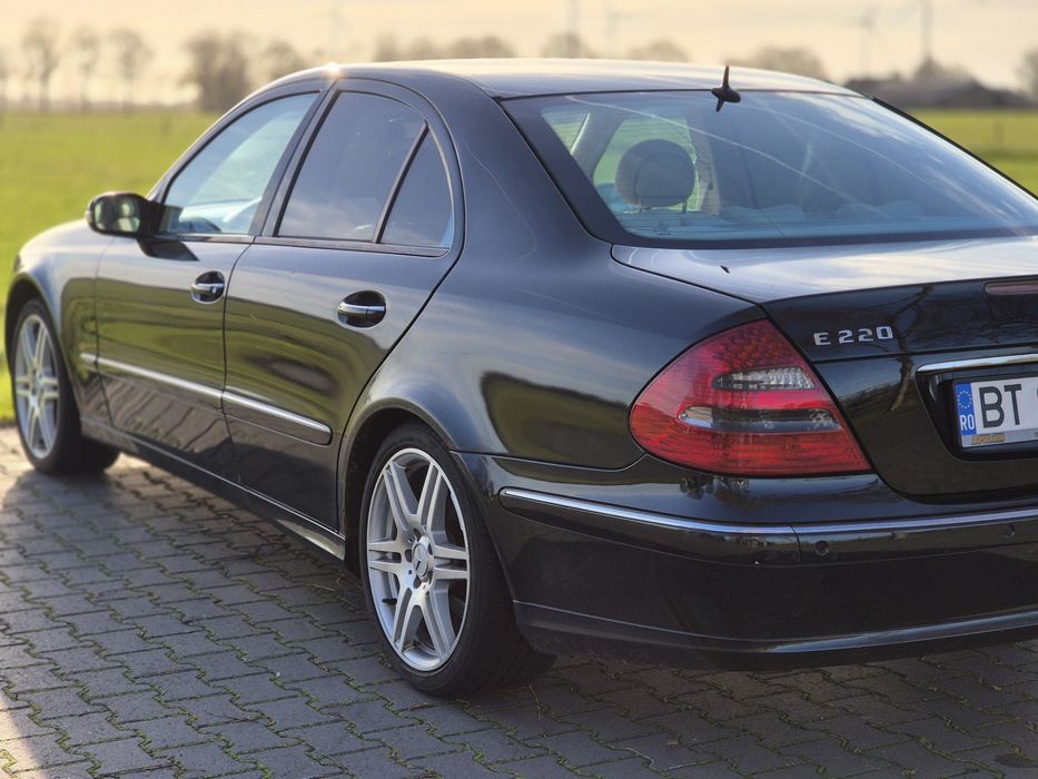 MERCEDES-BENZ E-Class 2005 — imagine 3