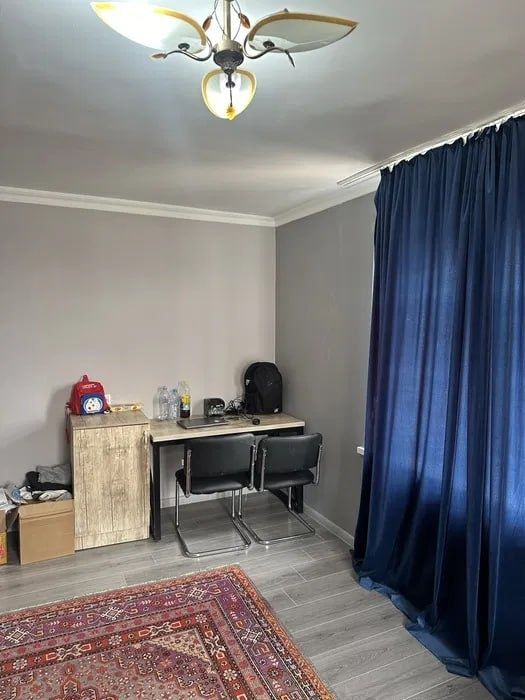 Продам квартиру на Рисовом 1/3/5, площадь 38м2