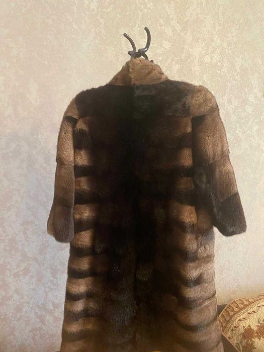 Продам одежду б\у в отличном состоянии