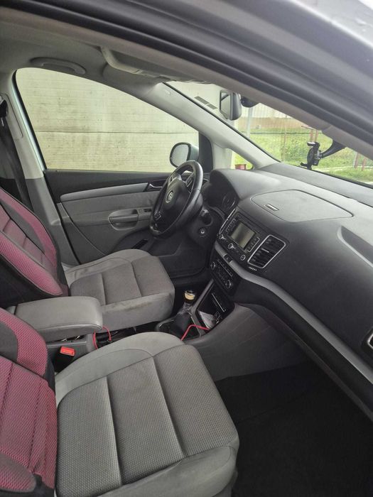 Vand Volkswagen  Sharan 2011
