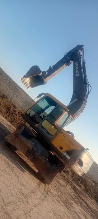 VOLVO EV180B 44000$ kelishiladi