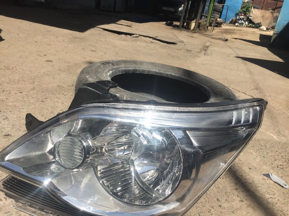 Продаётся фара кобальт левая