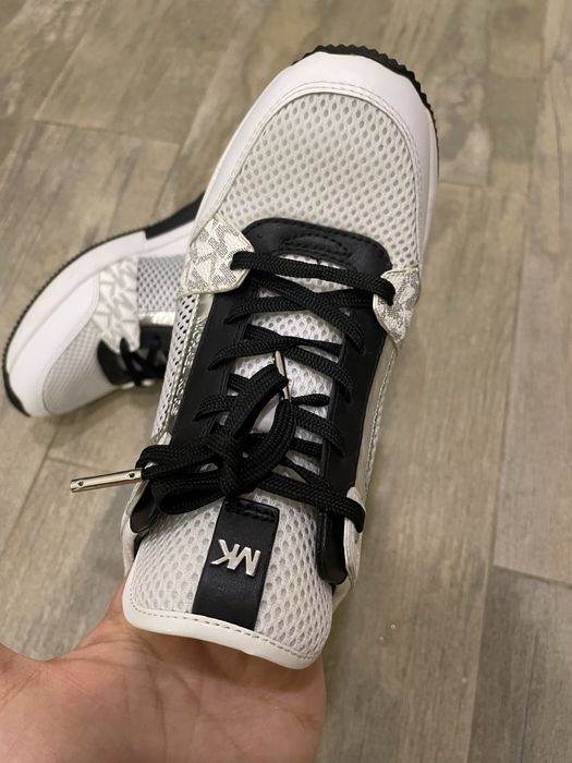 Michael Kors оригинал кроссовки размер 36