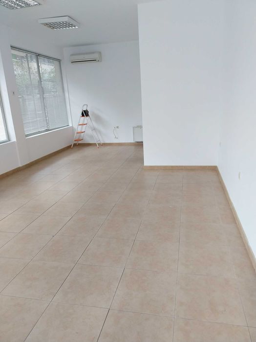 Дава се под наем Магазин в Пловдив, Кършияка - 40 кв.м за 311.1 € - Снимка #5
