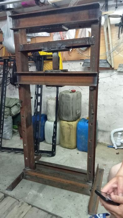 Продам приспособу для пресса