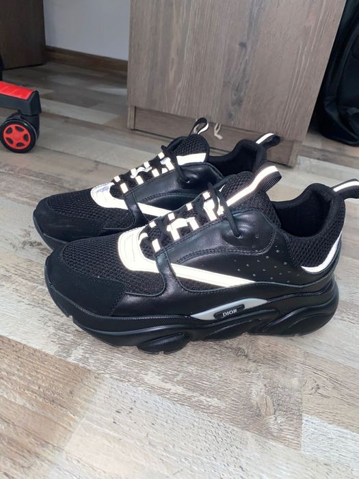 Dior B22 Black Reflective