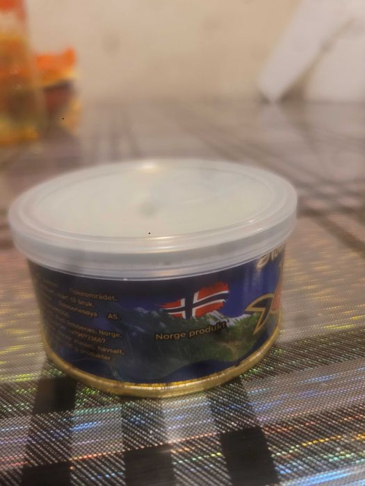 Norwegian Fjord  icre de  caivar de somon (icre roșii]