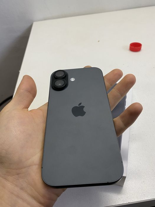 Iphone 17 256 акум 100%