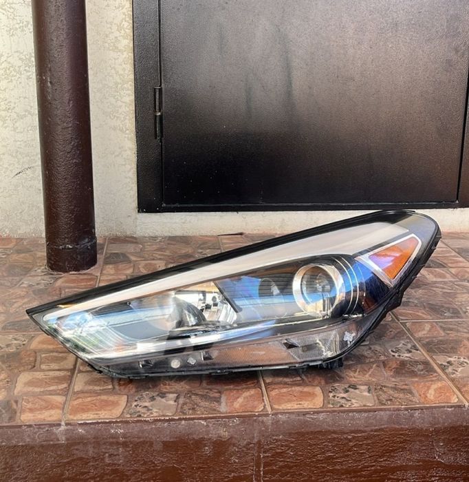 Фара передний Туксон