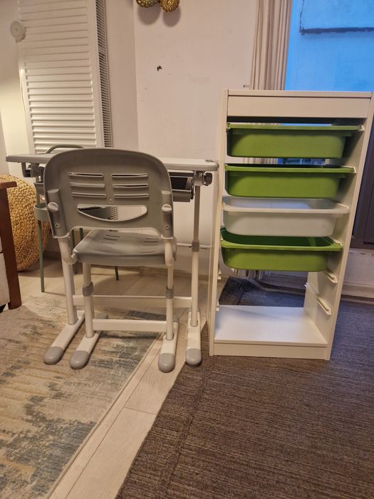 Set pentru un scolarel 300 lei