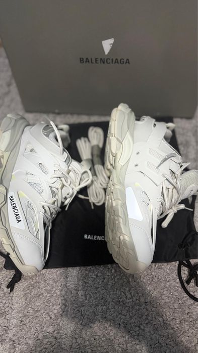 balenciaga track white led 43