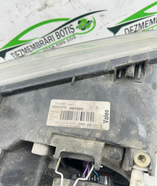 Far stanga 89300379 89300379 Audi A4 B5 (facelift)