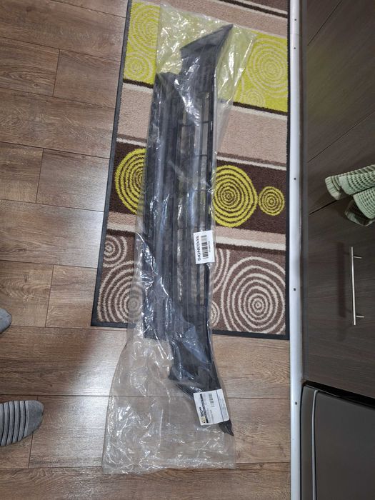 TOYOTA RAV4  предна решетка 16-19 г