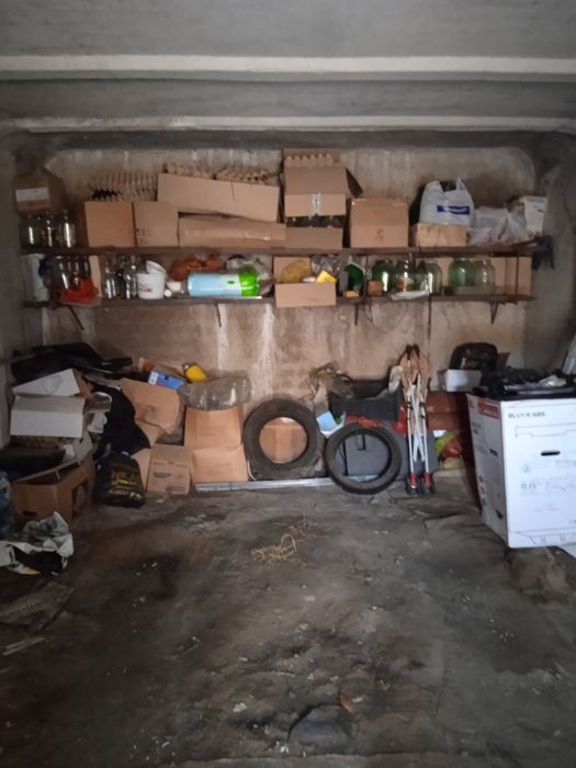 Продам гараж общ. 16.