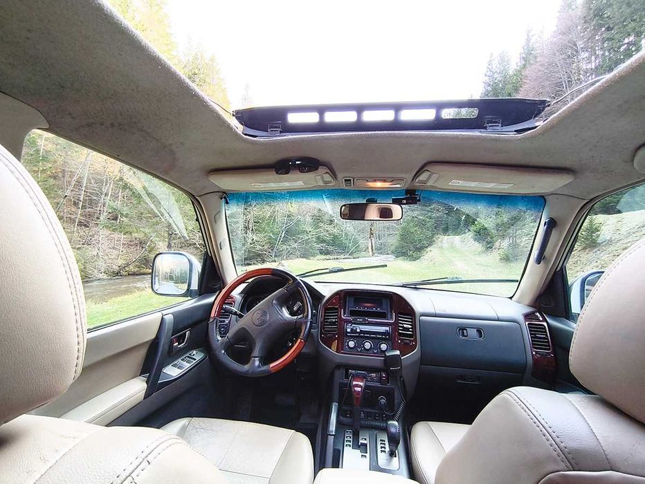 Mitsubishi Pajero MK3 3.2 DI-D – Autoutilitară – Pregătit pentru Off-Road / Overlanding