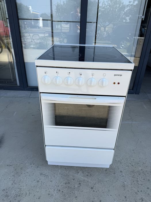 Печка с керамичен плот Gorenje 50 см