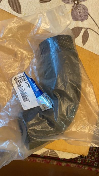 Патрубок на интеркулер Hyundai Trajat