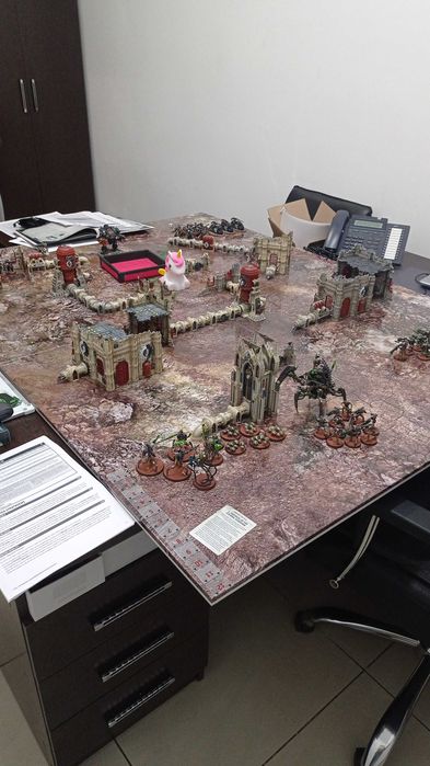 Warhammer Adepta Saroritas, Black templar, Necron, Orks