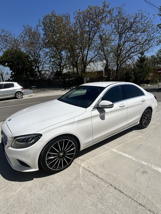 Vand mercedes C class Avantgarde- Primul proprietar