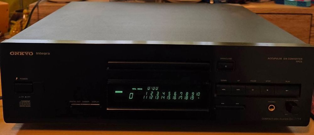 CD - плейър Onkyo Integra DX-7711 Japan за ремонт /части