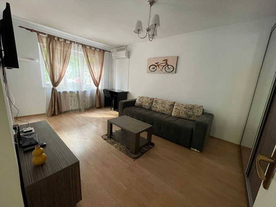 Vand Garsoniera Autogara, Parter, Renovata, Complet Utilata