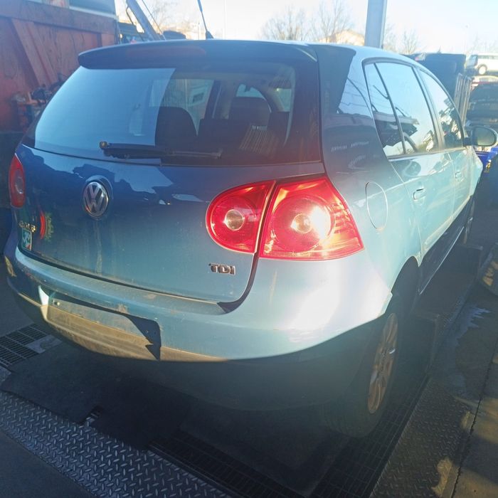 Dezmembrez vw golf 5 4x4