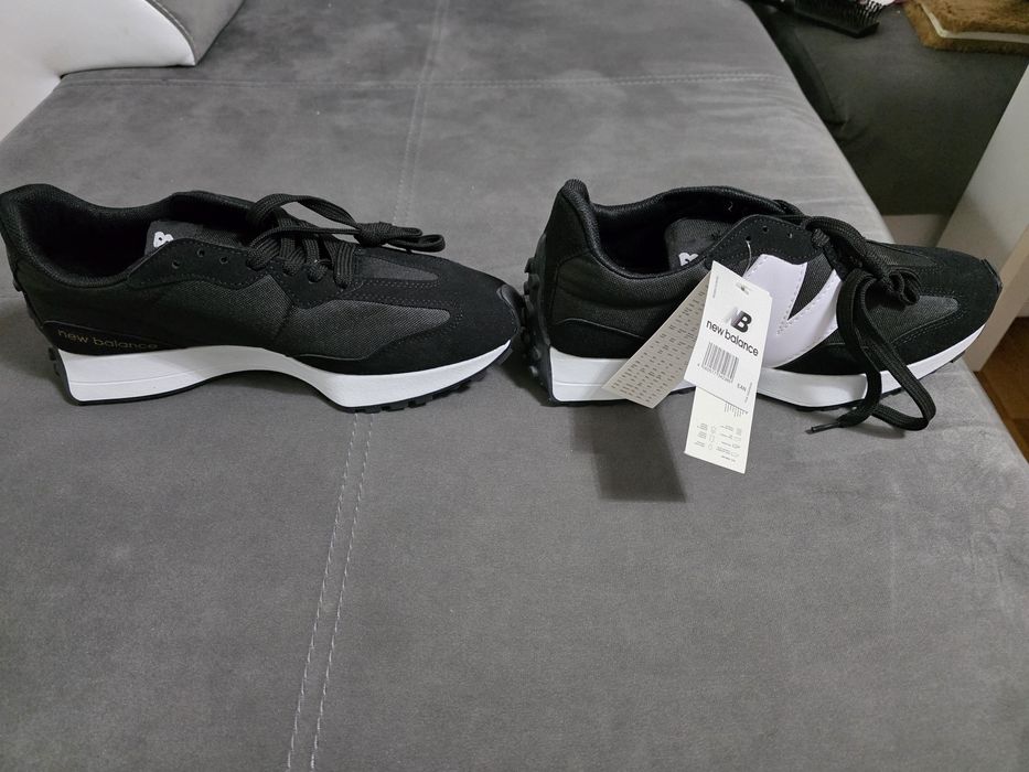 Adidași noi New Balance marimea 43