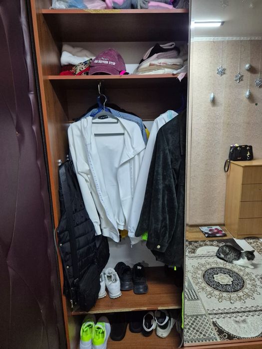 Продам шкаф купе