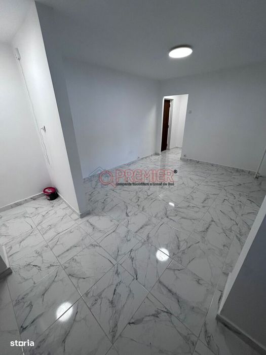 Garsoniera 23.6 mp I Parter I Str Secuilor x Bd Brancoveanu I 400