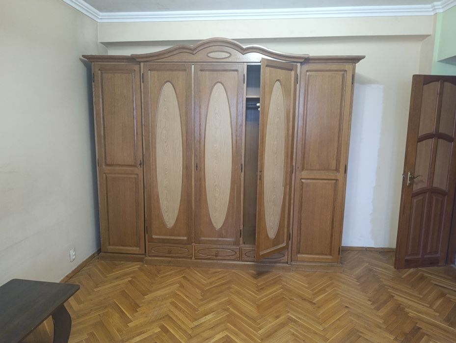 Продам шкаф для одежды