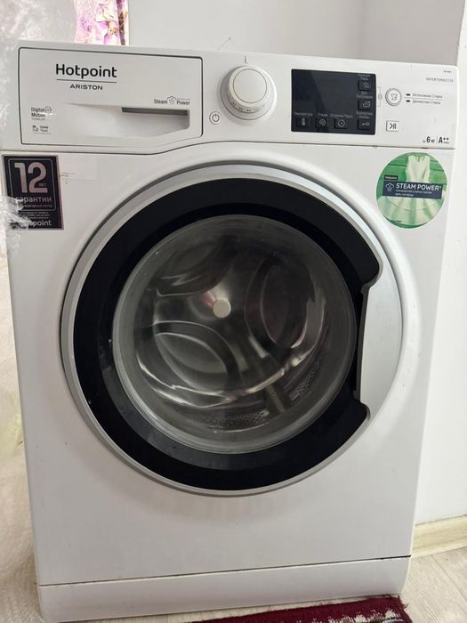 Продам стиральную машину Hotpoint Ariston 6кг.