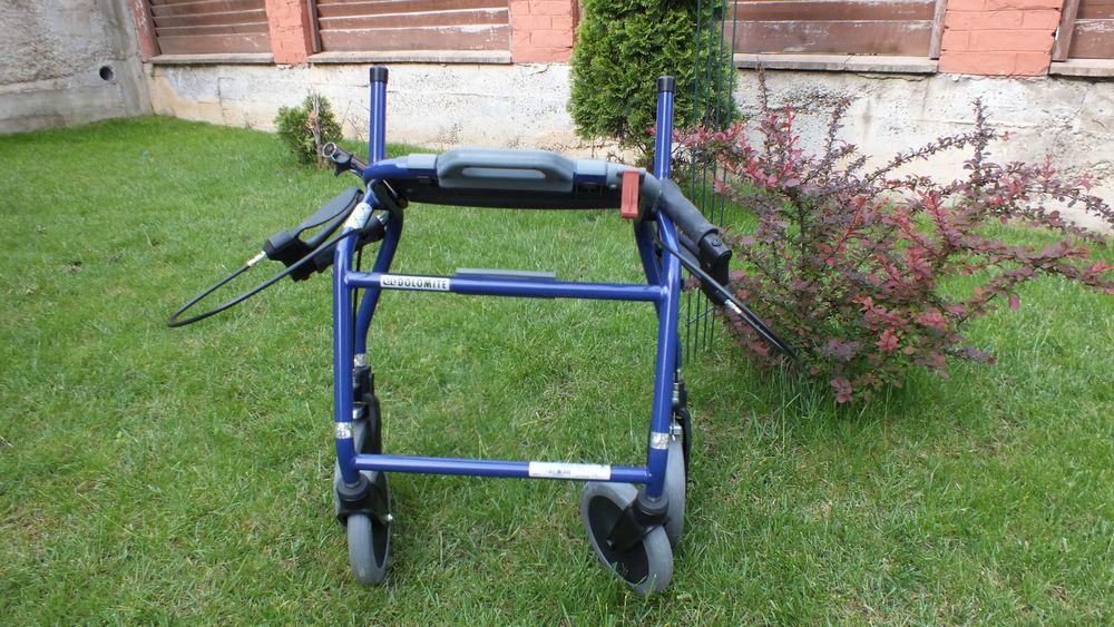 Cadru pliabil cu roti pentru invalizi – Dolomite Legacy 520-125 kg.