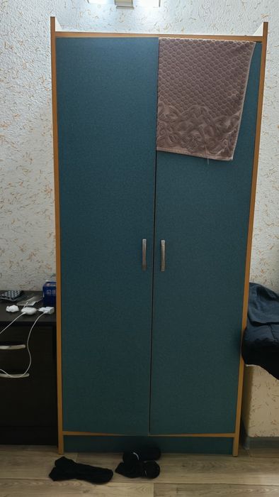 Детский спальный гарнитур.  Кровать, тумбочка, шкаф, пеленальный шкаф