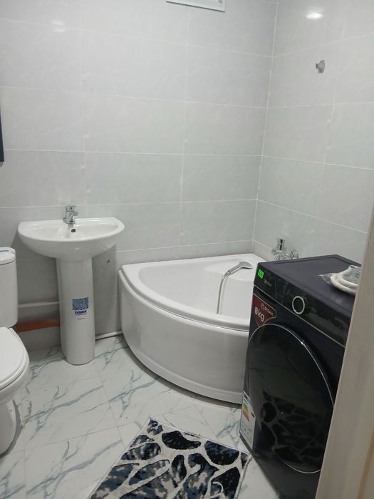Qorasuv 2da 1 xona ijaraga beriladi 
 16 qavatli do
13 etaj
2 xonali
N