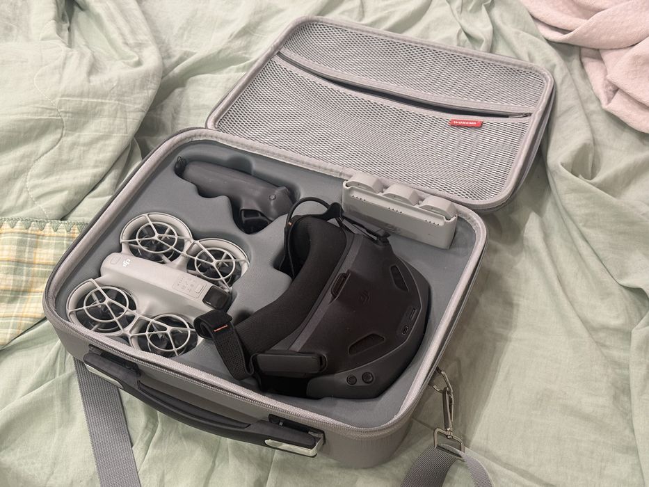 Дрон DJI Neo motion Fly More Combo серый обмен есть