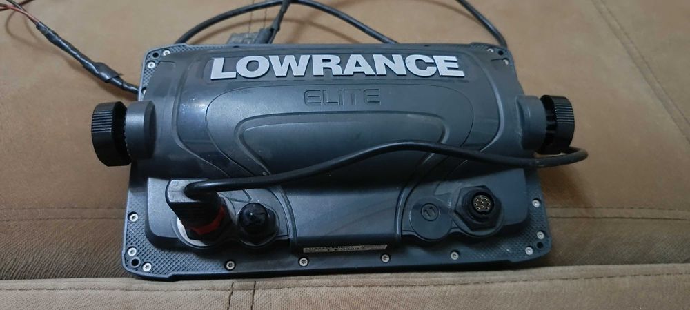 Сонар лоуранс 9ti със сонда тотал скан