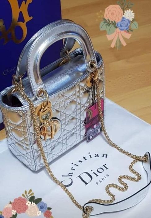 Geanta Dior Silver Medium, accesorii metalice aurii, saculet, etichetă