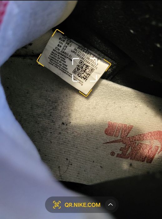 Jordan 1 retro high OG chicago lost and found