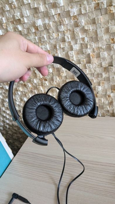 Проводные наушники Sony