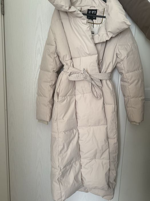 Чисто ново дълго и дебело дамско  зимно яке, размер S